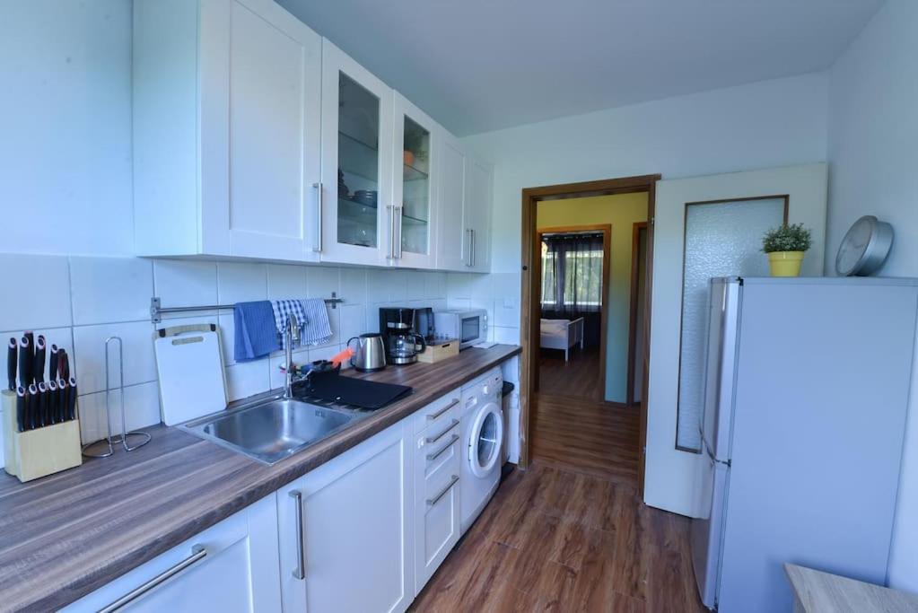Comfortable 3 Room Apartment, Ideal For Messe Fair Hannover Exterior photo